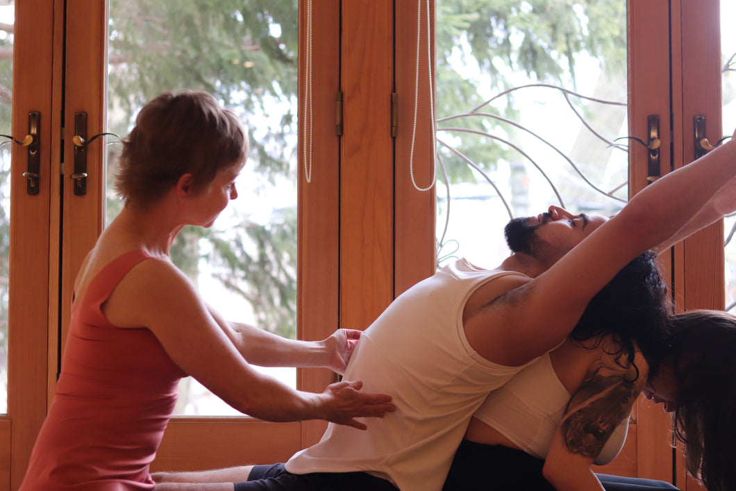 Valentines Partner Yoga with Thai Massage